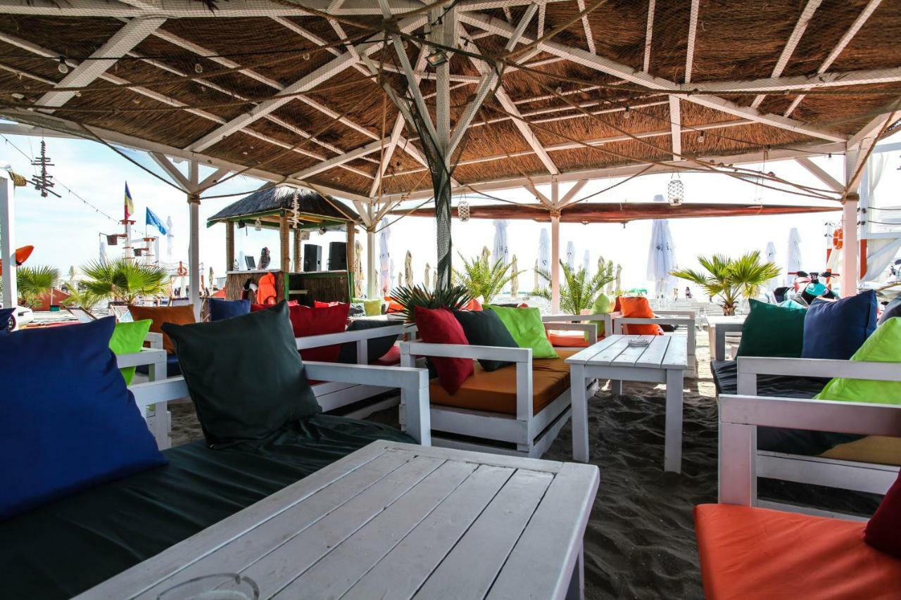 Luiza Apartament - Bavaro Residence - Mamaia Nord ナボダリ エクステリア 写真