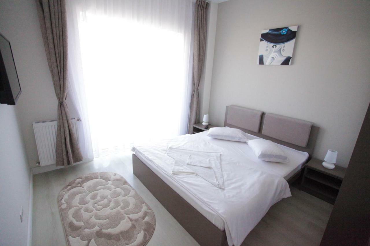 Luiza Apartament - Bavaro Residence - Mamaia Nord ナボダリ エクステリア 写真