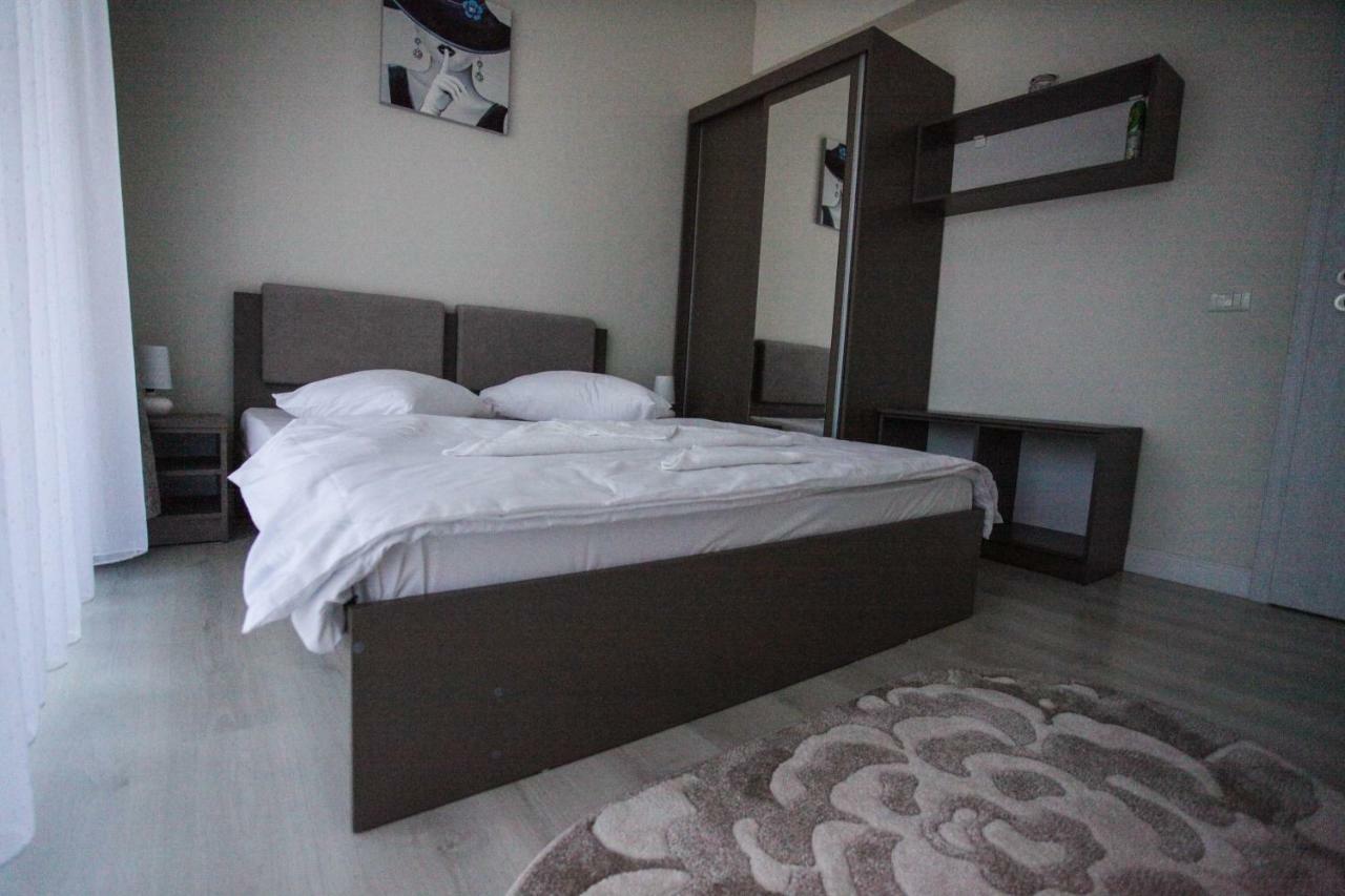 Luiza Apartament - Bavaro Residence - Mamaia Nord ナボダリ エクステリア 写真